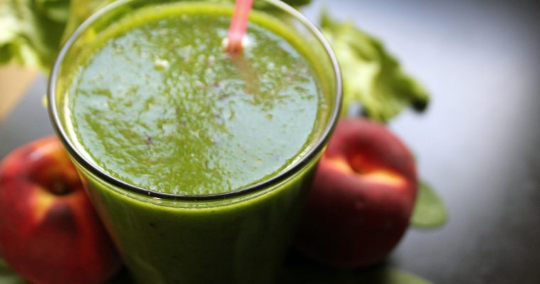 Salat-Nektarinen-Smoothie