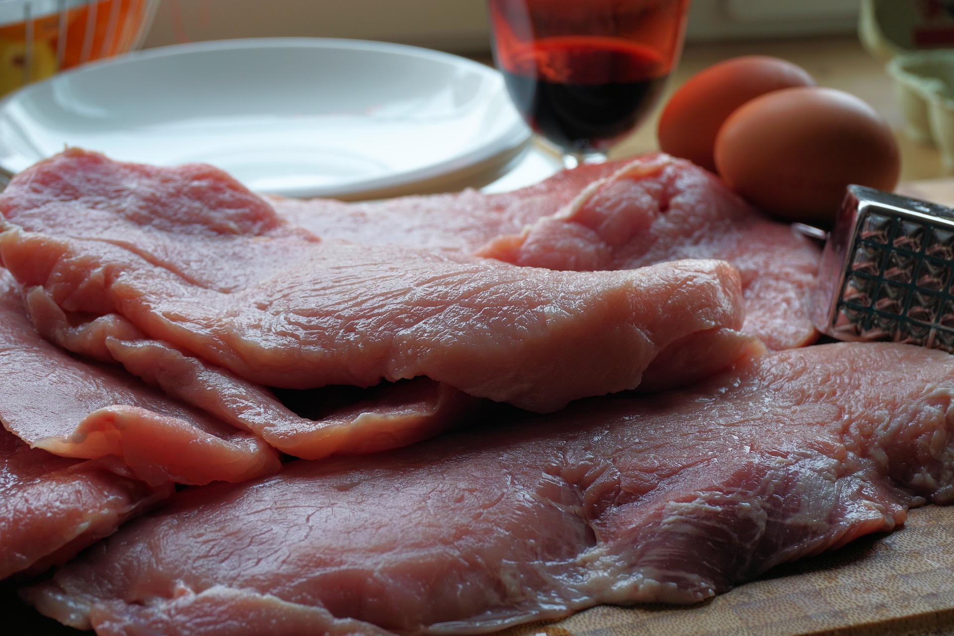 Jägerschnitzel-Auflauf mit Champignon-Porree-Rahm